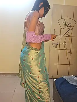 Marathi_Dollyのライブチャットルーム