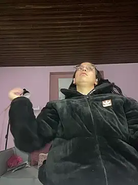 Sala de chat ao vivo de Tinniforwor