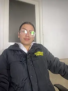 Tinniforworn Live chat-huone