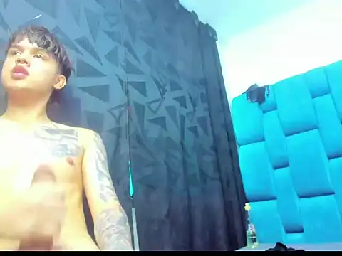 boytatto_22cm – Kamerová šou