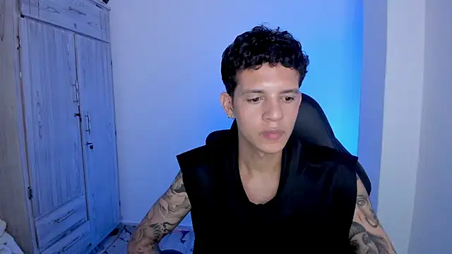 tylerrnova – webcam-show