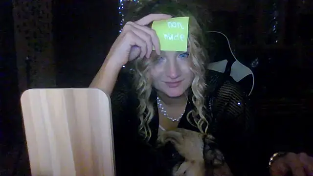 MilaPrecious чат на живо