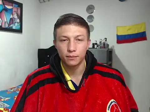 Stiiveen777's Live Sex Cam Show