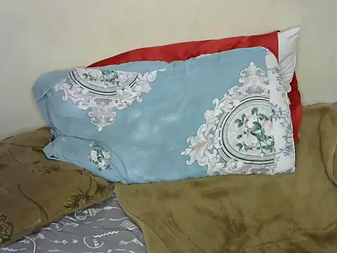 brownfinegirl22 élő chatszobája