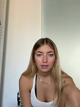 camille_2007's Live Chat Room