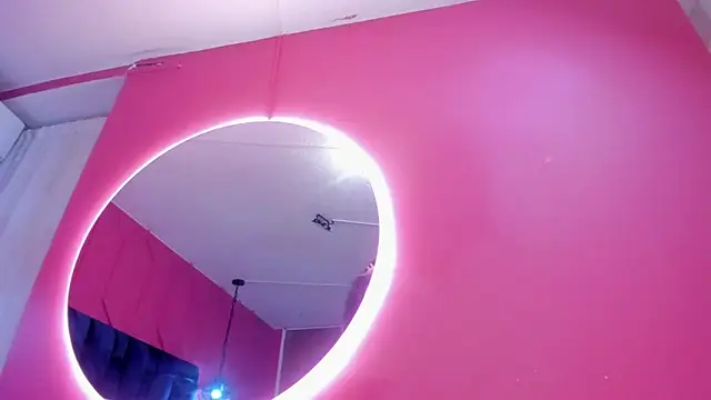 Živá chatovací místnost conny_madson