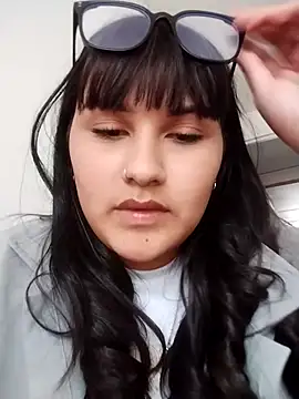 Živá chatovací místnost Emily-7