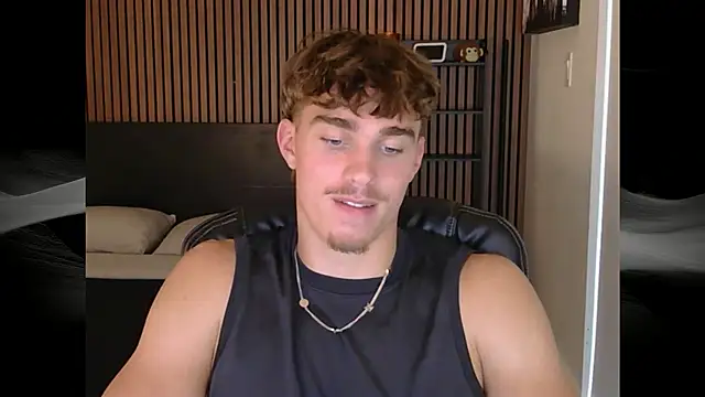 TheNicoRyder Show Webcam