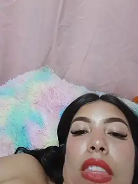 Ari_Castillo__ Adlı Modelin Canlı Sohbet Odası
