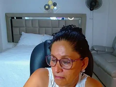 juanitaaxoox – live chatrum