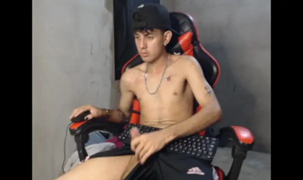 Garu_hot19's Webcam Show