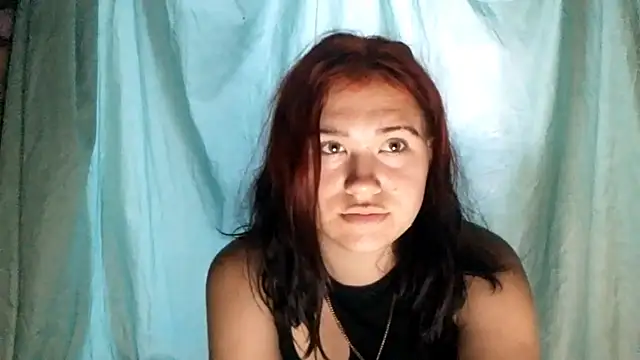 Živá chatovací místnost FayeWildman