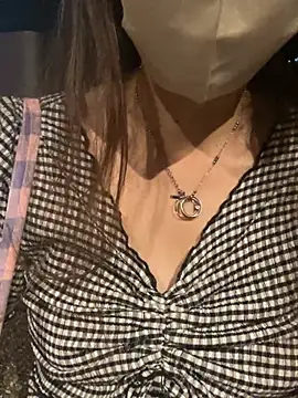 KIRA_kikiのライブセックスカメラショー