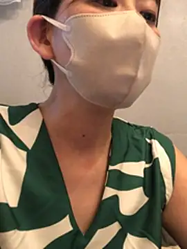 KIRA_kiki Live Chatraum