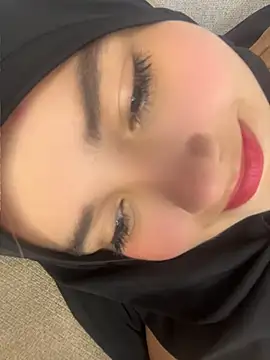 غرفة دردشة celeste_mill المباشرة