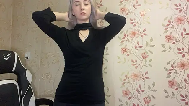 WhitePowerGirl webcam show
