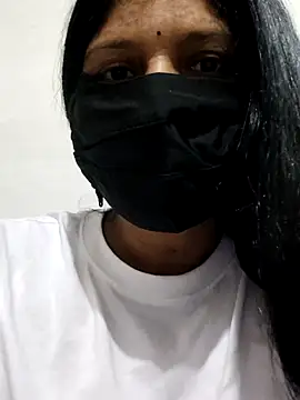 Phòng Chat Trực Tiếp Monika121213