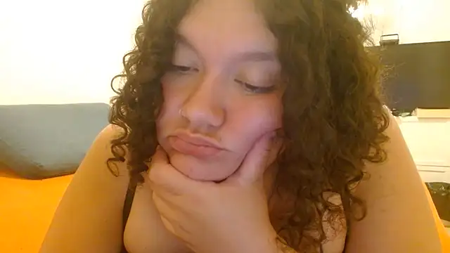 HeidiSanabria live-chat rom