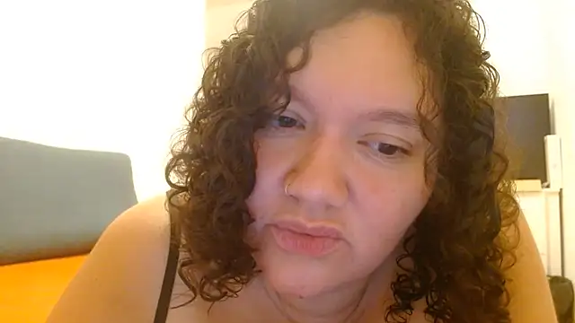 HeidiSanabria Live Chatraum