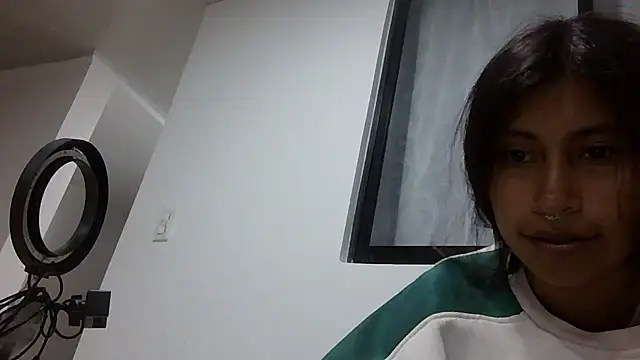 ห้องแชทสดของ Pocahontas_Honey