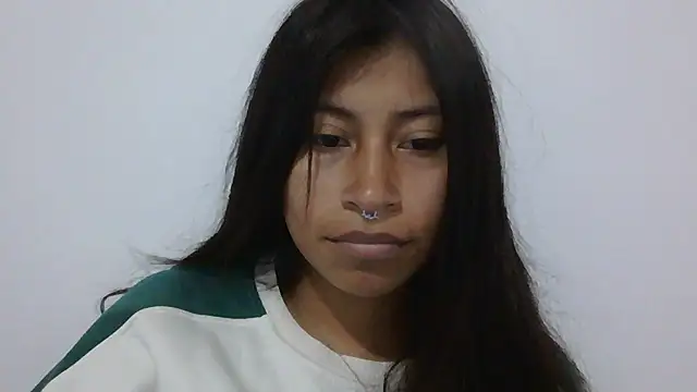 Pocahontas_Honey чат на живо