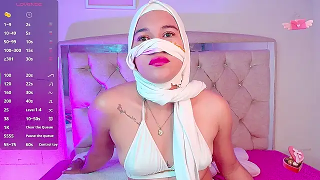 Chat soba uživo modela Pinkie_Amour