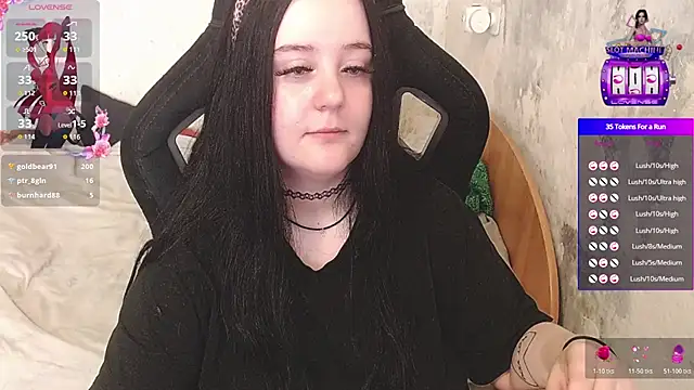Chat soba uživo modela your_8a8y