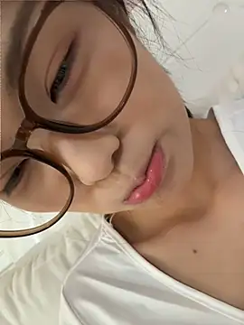 yanzi520n Live chat-huone