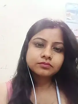 Shy_Girl_Nisha Adlı Modelin Canlı Sohbet Odası
