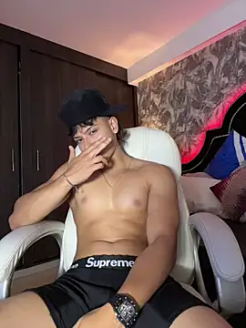 Show de webcam de DilanMiller_