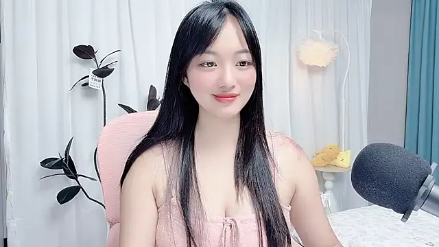 Winnie666999's Live Chat Room