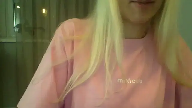 Sorielleki's Live Chat Room