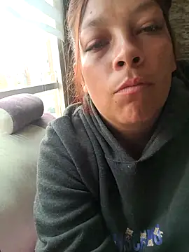 CurvyMilen Live Chatraum