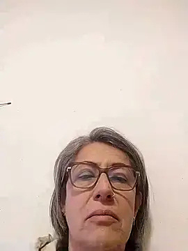 Živá chatovací místnost nocturnewhisper