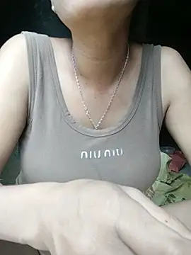 Chat soba uživo modela _Lynk_