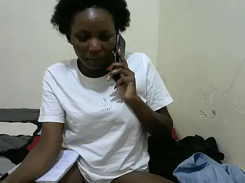 Qcmadonna Live chatroom