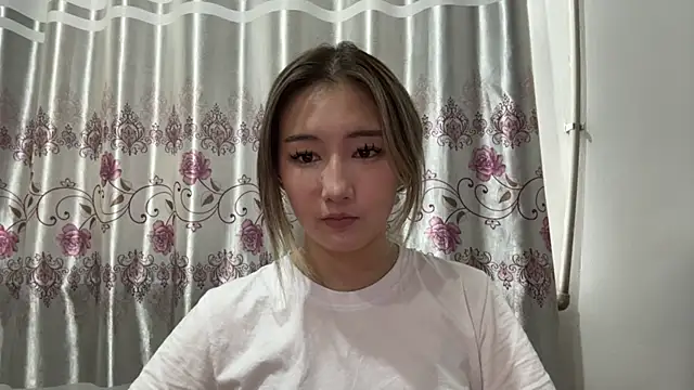 CloudyClamber – live chatrum