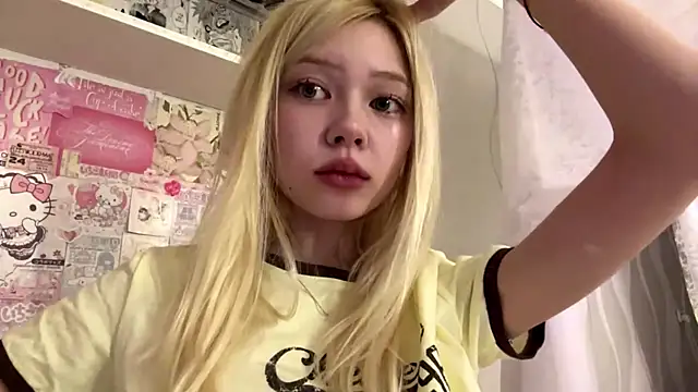 LinaFloww Cameră chat live