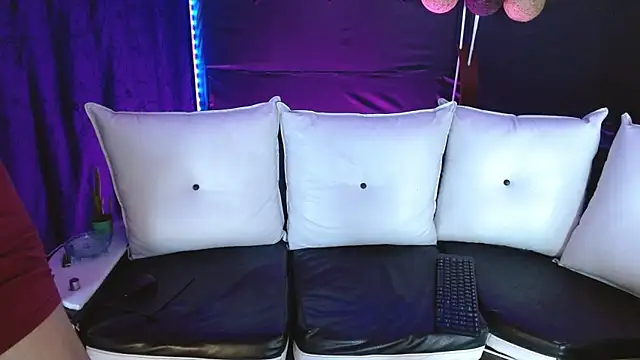 darknovaduo Live Chatraum