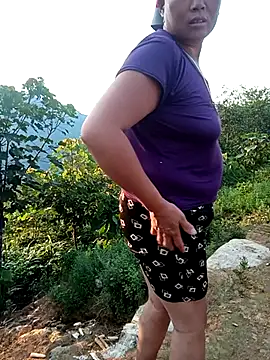 NyloveSquirt লাইভ চ্যাট রুম