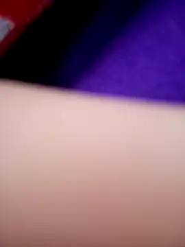NyloveSquirt Cameră chat live