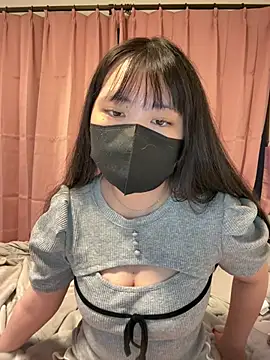 nyam_nyam__m – live chatrum