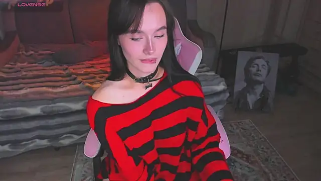 Živá chatovací místnost Demi_Corn