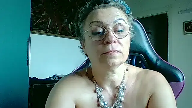 Zanetta's Live Chat Room