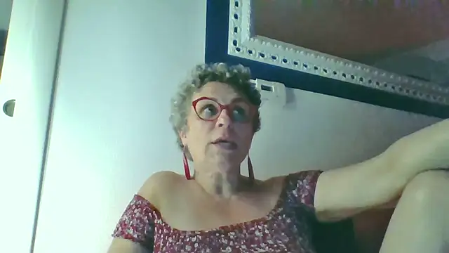 Zanetta's Live Chat Room