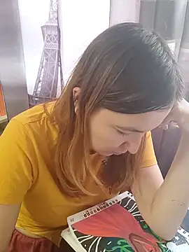 Lazy_Lovely Live Chatraum