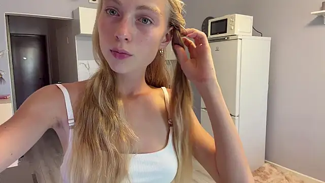 חדר צ'אט בשידור חי של AliceGilbert_