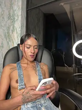 im_Emily_LS – live chatrum