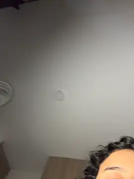 Sala de chat ao vivo de april_keith4