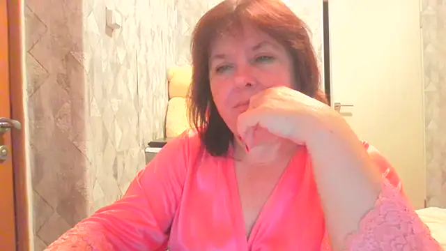 HannahAna39 – live chatrum
